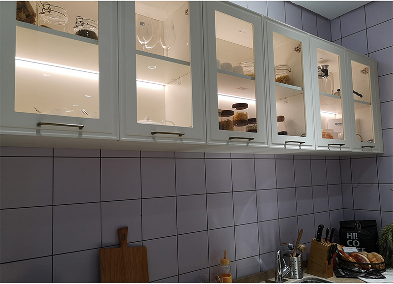 display shelf lighting