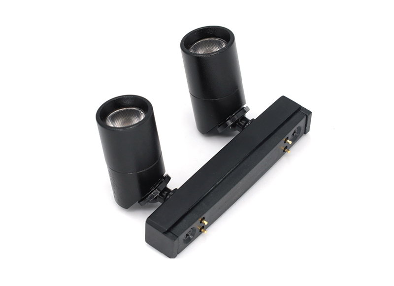 Track light for display cabinet