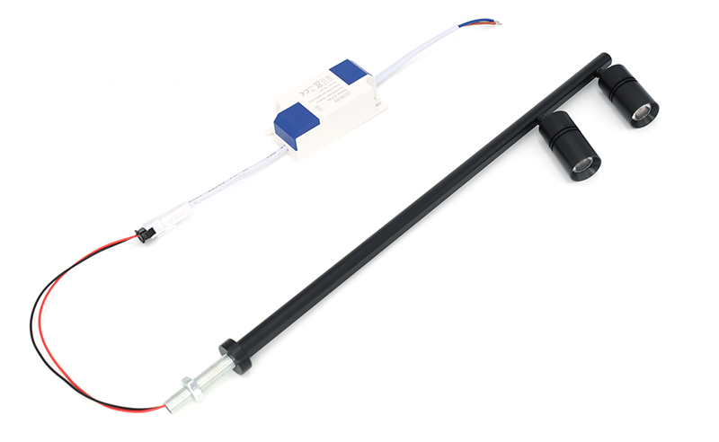 High-brightness LED showcase light