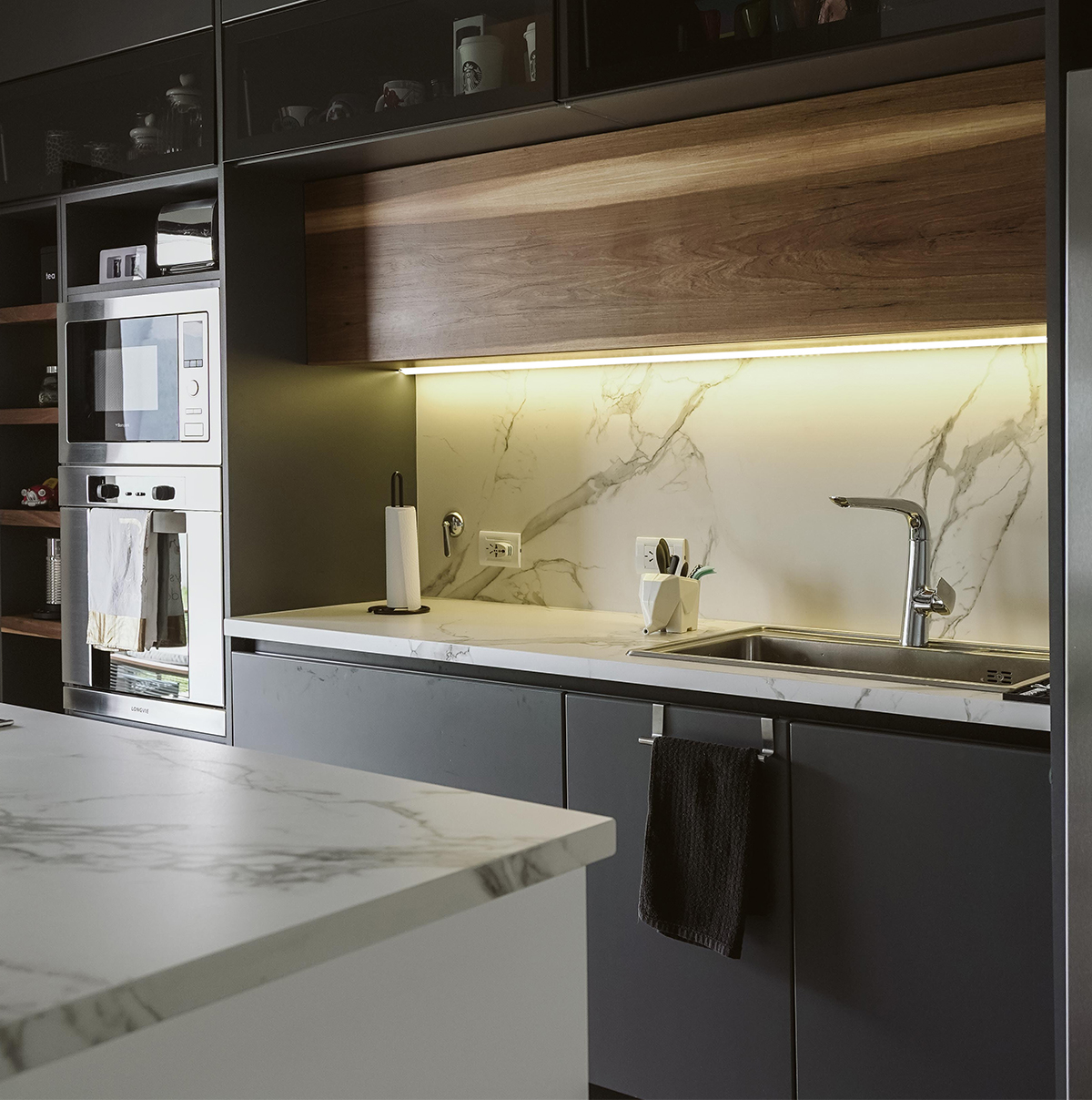 MH04A-12V Dc Cabinet Strip Light