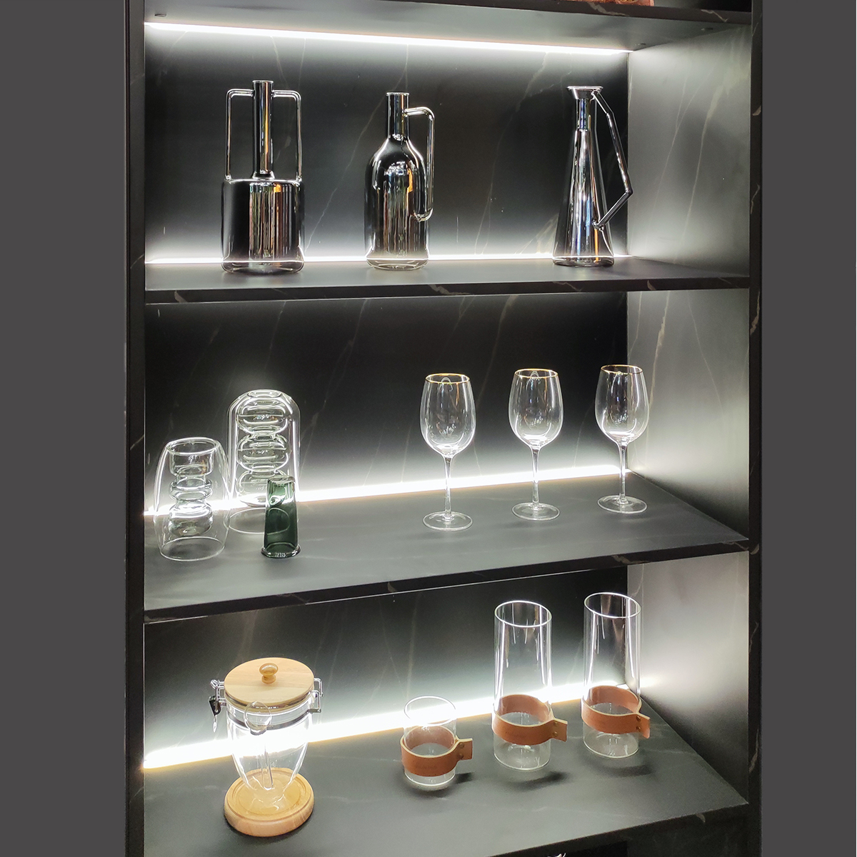 MH06A-Wooden shelf strip light